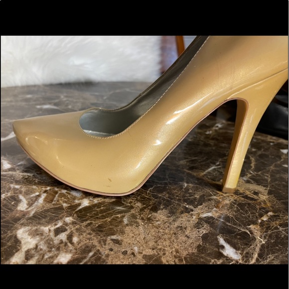 GUESS Sheer 5” Shoes - Picture 3 of 6